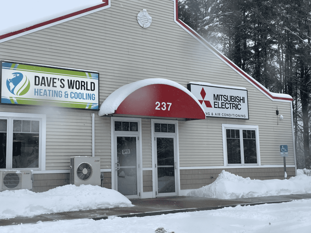 Exterior of Dave's World in Scarborough, Maine